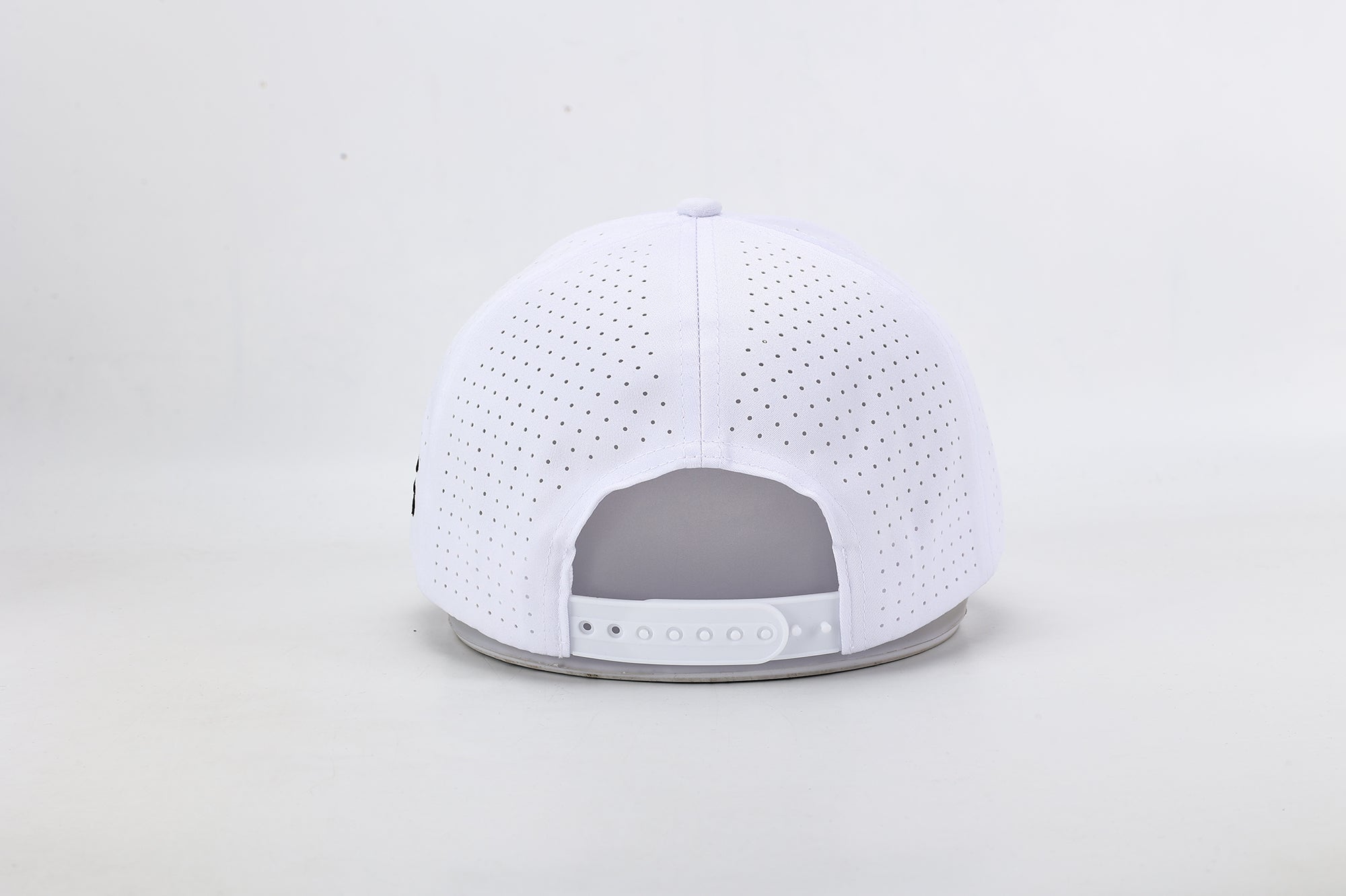 King Snapback - White