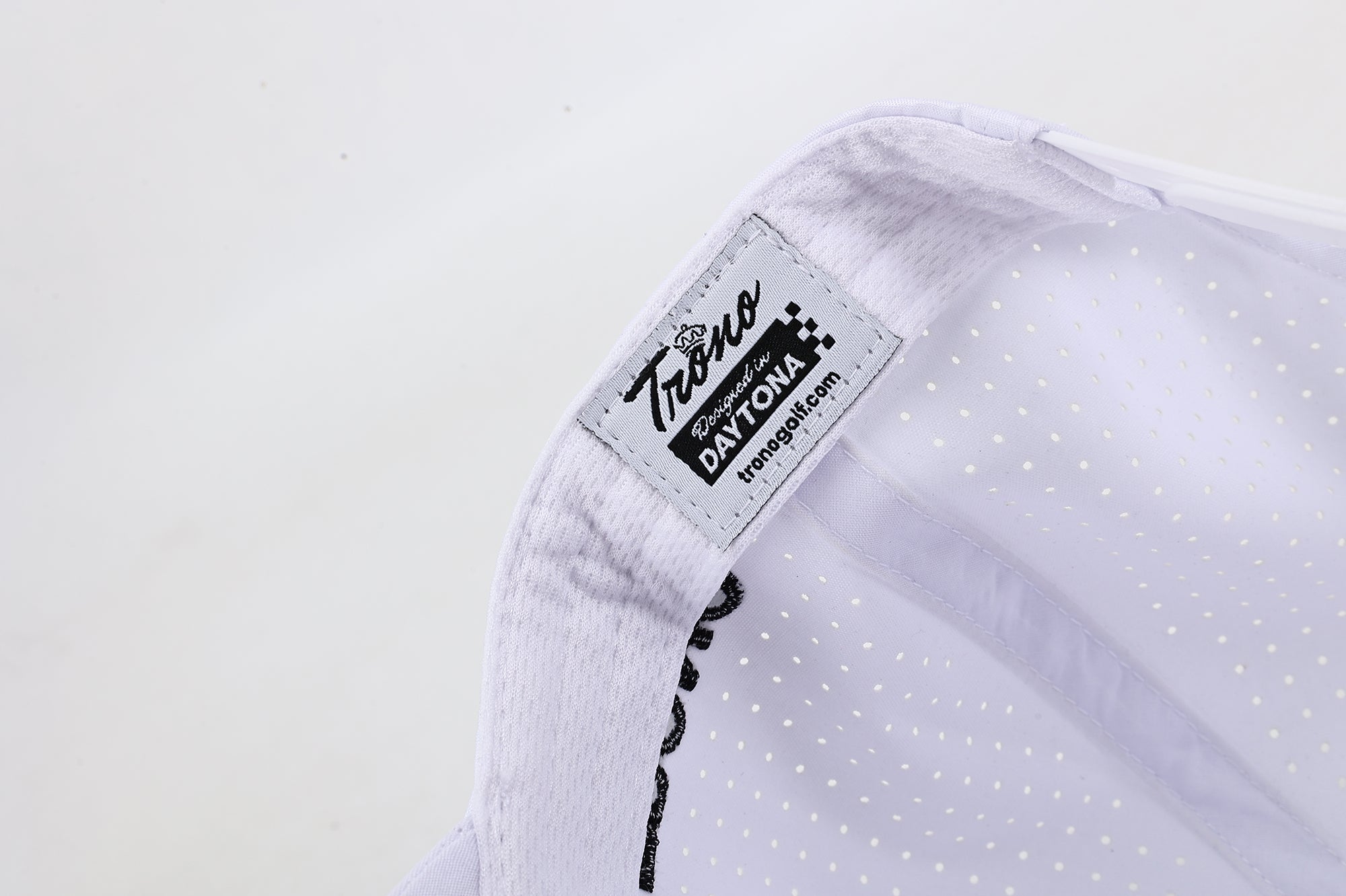 King Snapback - White